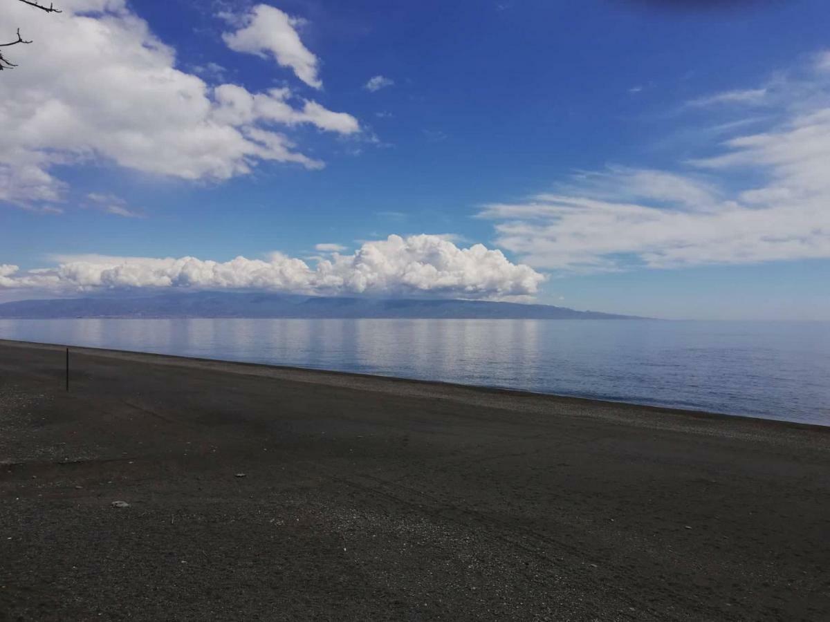 Sicilia Bedda B&B Nizza di Sicilia Εξωτερικό φωτογραφία